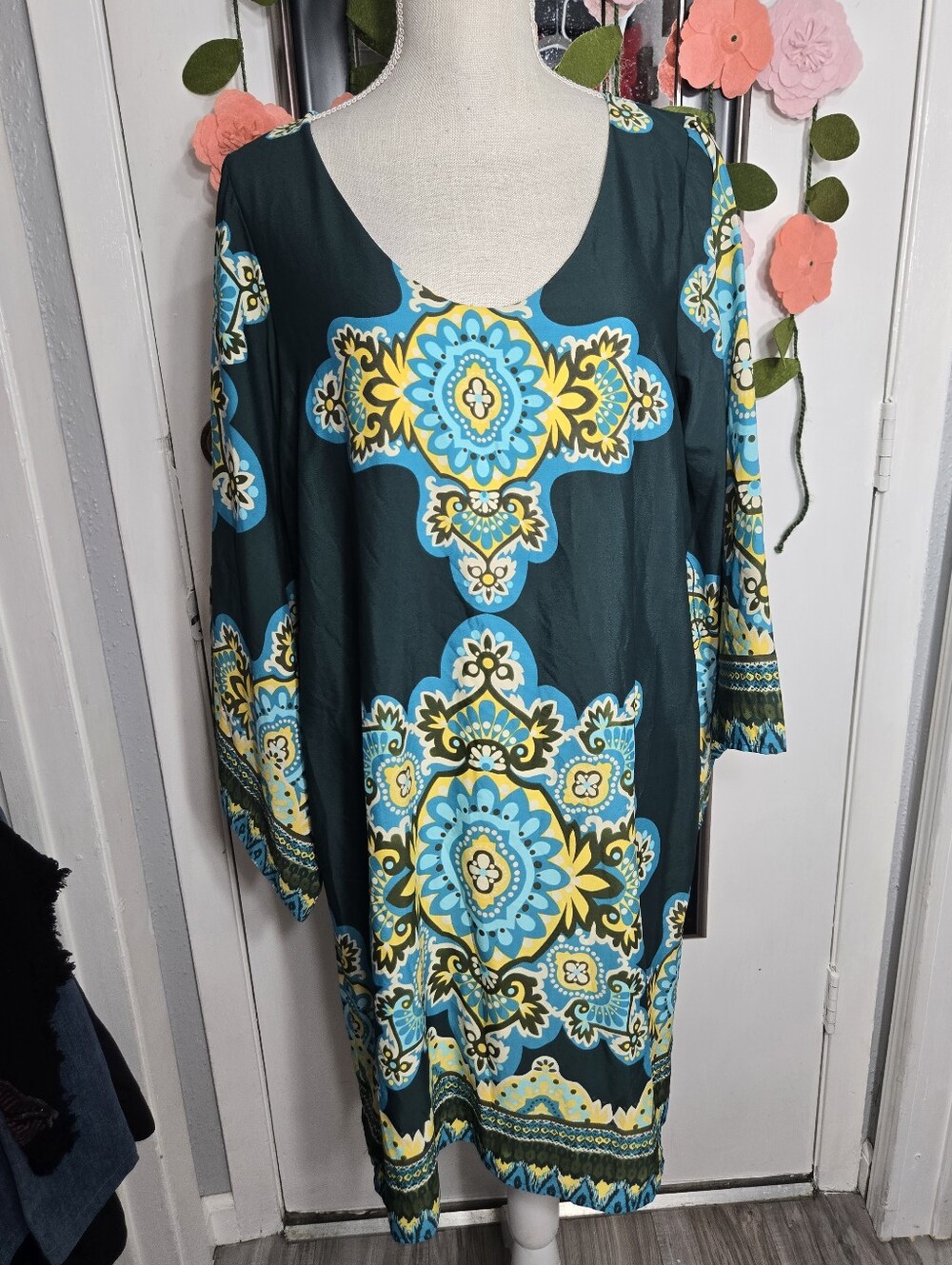 Anthropologie Uncle Frank Green Yellow Paisley Print Shift Dress Size Sz M